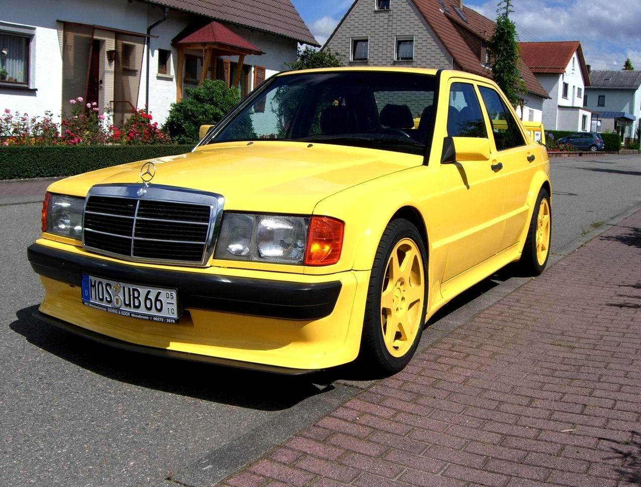 Mercedes-Benz 190E Evolution Yellow W201 | BENZTUNING