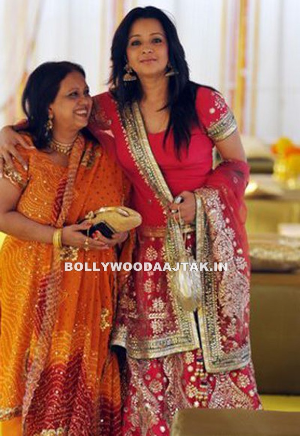 Reema Sen Wedding Dress - Reema Sen Wedding Pics