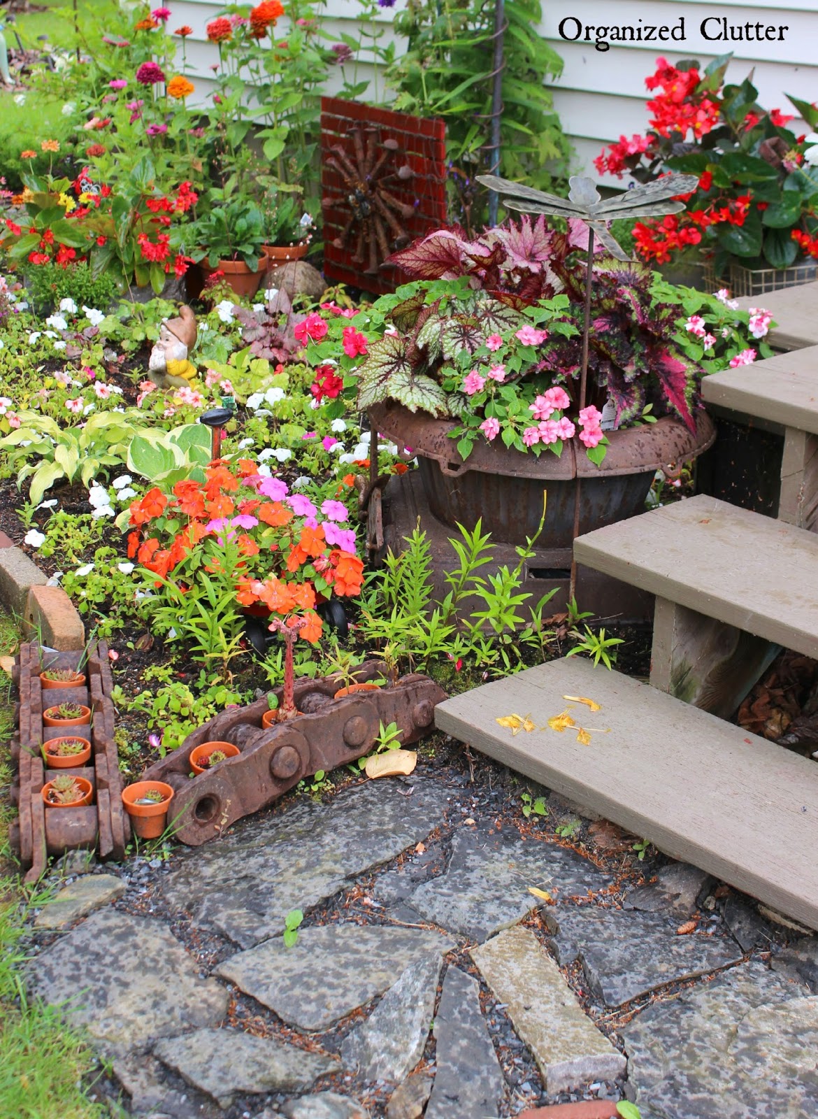 YARD OF FLOWERS 2015 Garden Tour Organized Clutter
