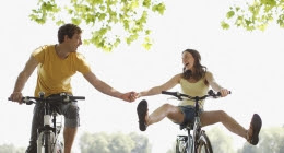 To ποδήλατο με τη δονούμενη σέλα που θα ικανοποιήσει απόλυτα τις γυναίκες