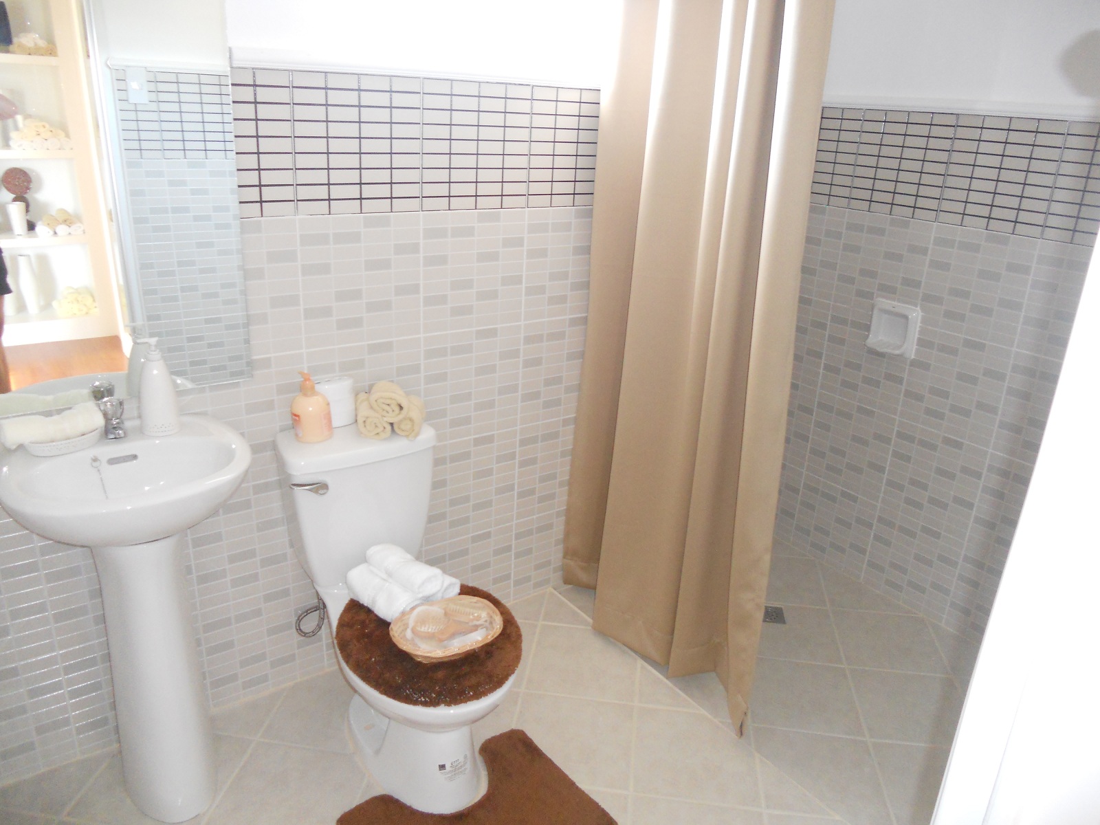 Althea or Ruby model house of Savannah Glades Iloilo by ... Althea or Ruby model house of Savannah Glades Iloilo by ... on Model Toilet Design
id=16544