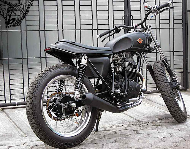 custom gl200 single cylinder street tracker | daiztdesign