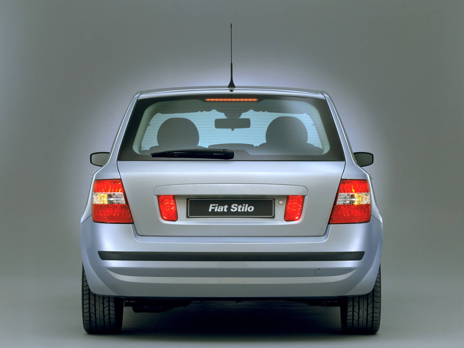 Fiat Stilo 2003 fotos e detalhes das versões lançamento