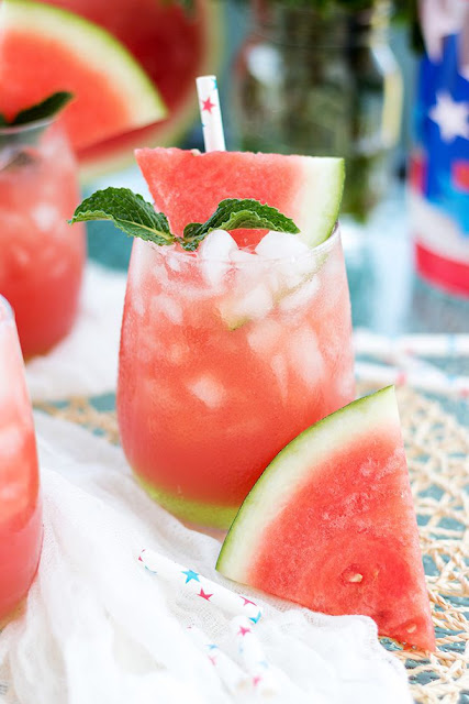 10 Boozy Labor Day Party Cocktails...margaritas, punches, mules, slushes and more! (sweetandsavoryfood.com)