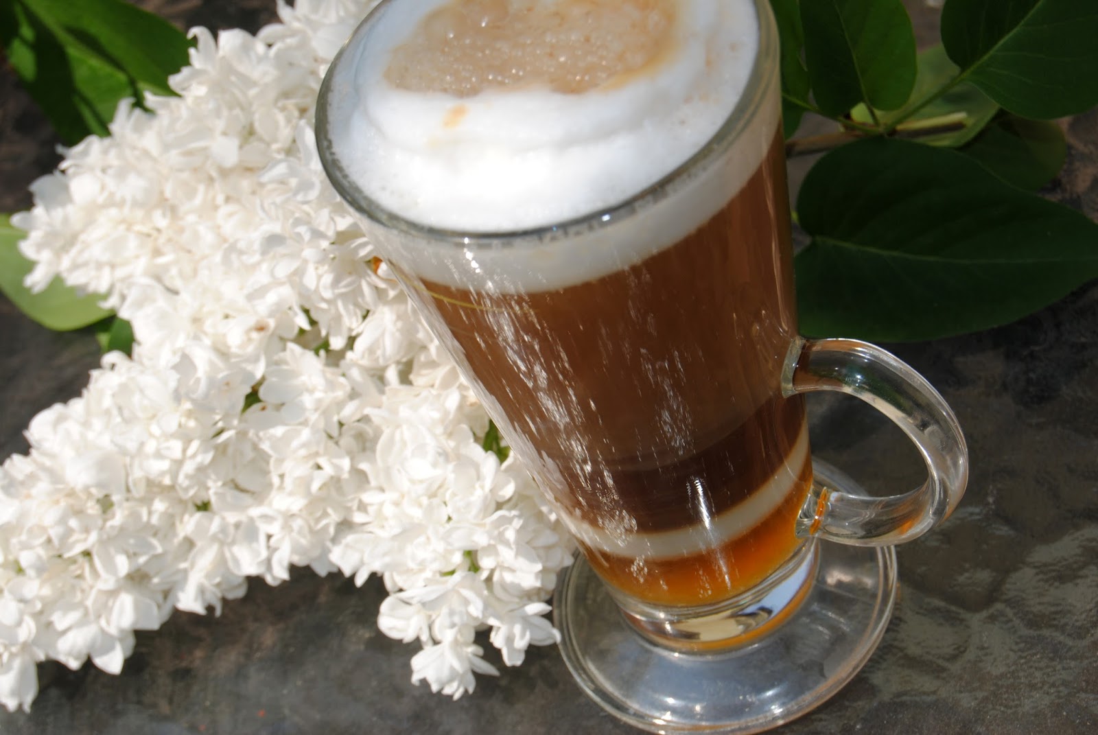 Kawa z whisky i miodem, czyli kawa po irlandzku Wielopokoleniowo