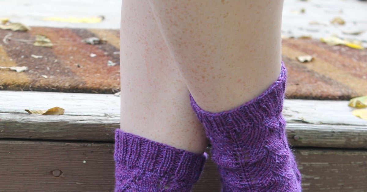 The Feisty Redhead: Knit Gingko Socks, aka Painkiller Socks