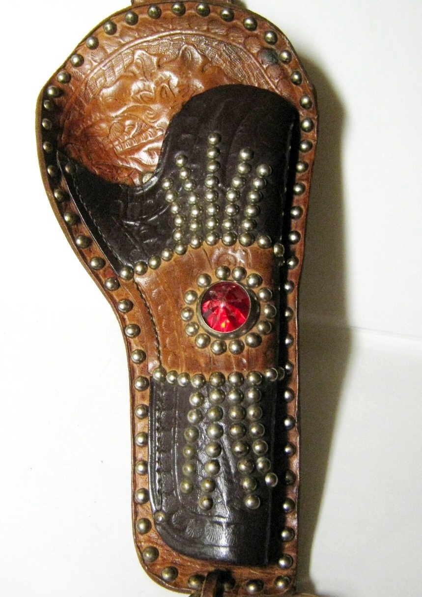 ACE WESTERN BELTS VINTAGE STUDDED JEWELED TOY GUN HOLSTER