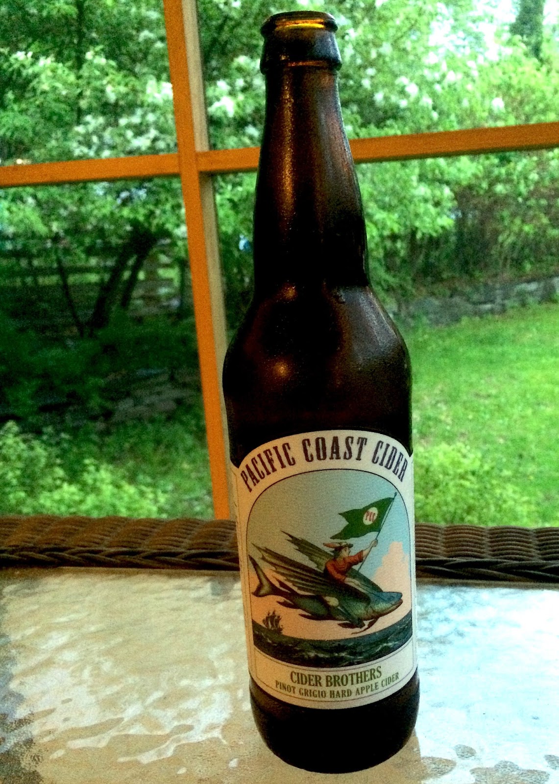 Along Came a Cider Cider Review Cider Brothers Pacific Coast Pinot