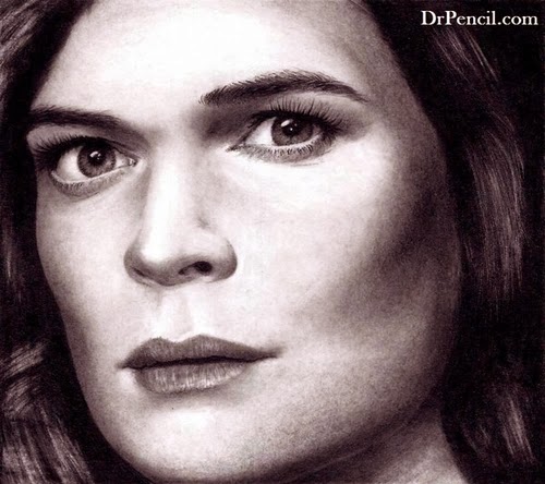 07-Betsy-Brandt-Marie-Schrader-Breaking-Bad-Rick-Kills-Pencils-DrPencil-Hyper-Realistic-Rick-Fortson-www-designstack-co