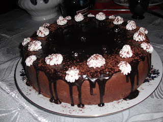 Tort De Ciocolata -Amandina
