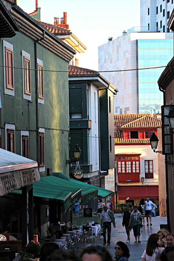 Gijón al aterdecer