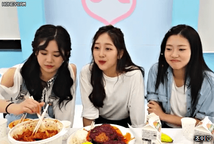 아이돌학교 결방대신 페이스북 생방송 몇몇 조합 움짤들.gif | 인스티즈