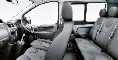 Toyota Proace Design Black Interior Edition