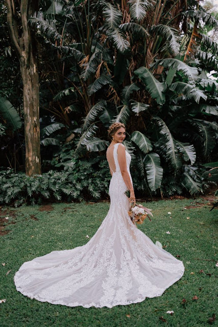 BYRON BAY WEDDING DRESSES BRIDAL GOWNS KIRKWILL COX PHOTOGRAPHY