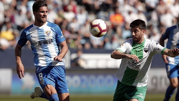 Adrián - Málaga -: "Nosotros estamos a tope con el entrenador"