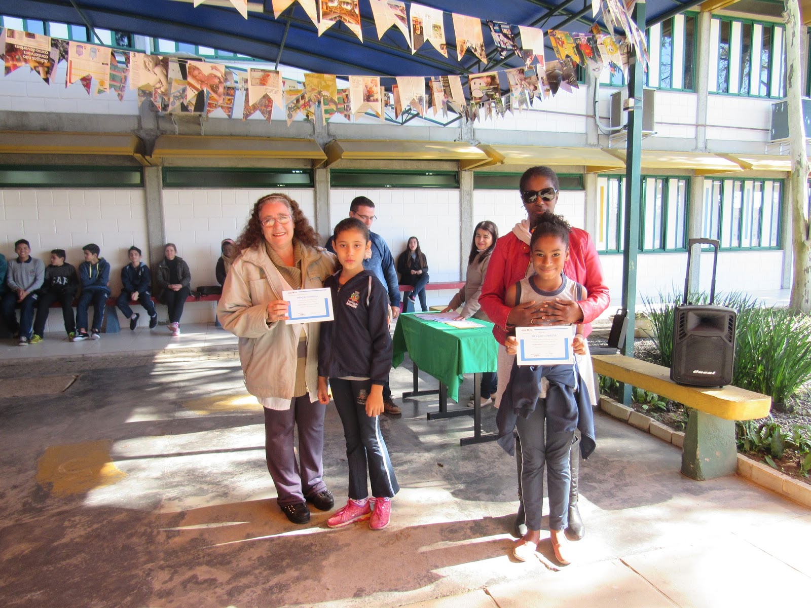 Escola Municipal CAIC Professor Mariano Costa