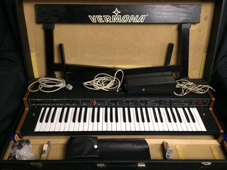 Piano strings full set deals
