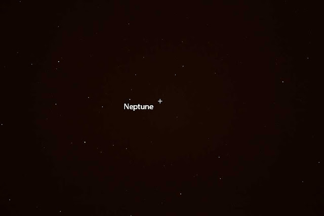 Image of Neptune taken with 600mm DSLR lens (Source: Palmia Observatory)