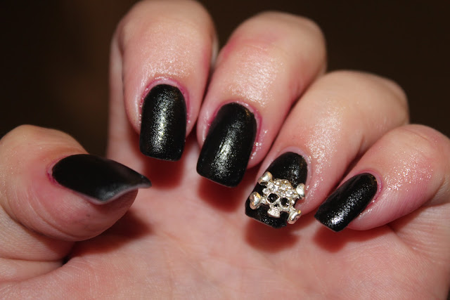 NOTD: Nails Inc Bling it on Leather Effect | Obsessed By Beauty