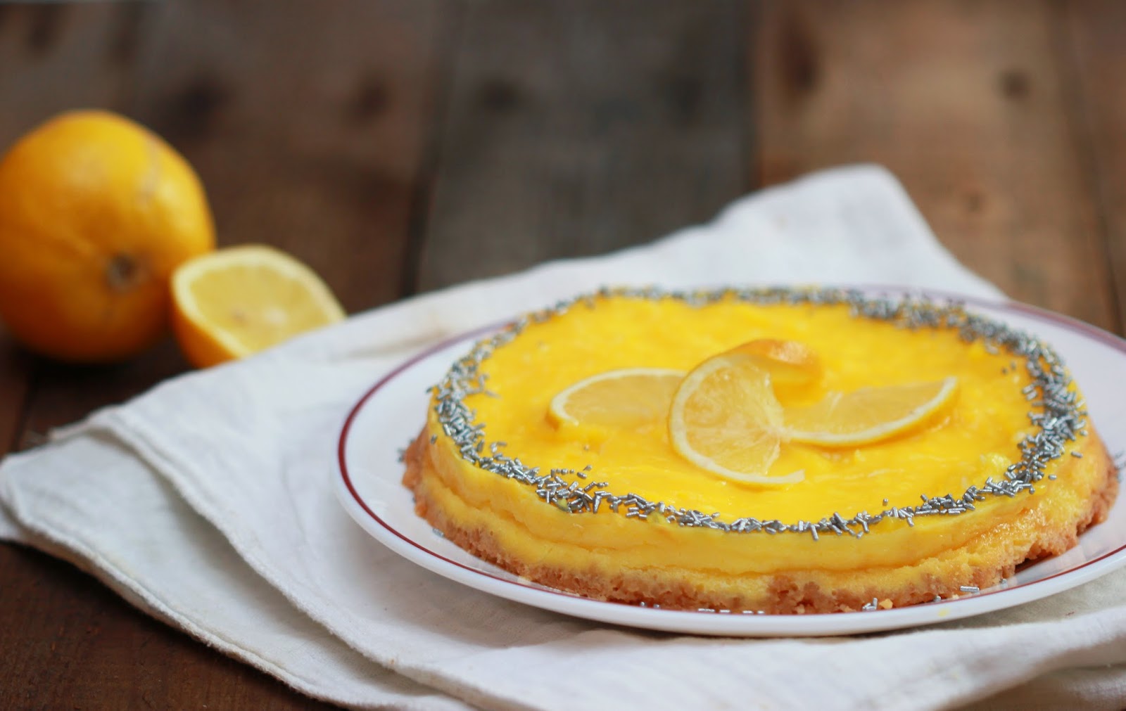 Recette du cheesecake au citron. Un mélange sucré et acidulé qui donne envie d'en reprendre vite une bouchée !