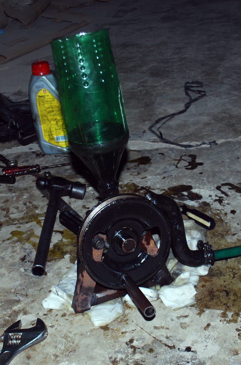 The World According to Dog283 DIY oil pump of happiness