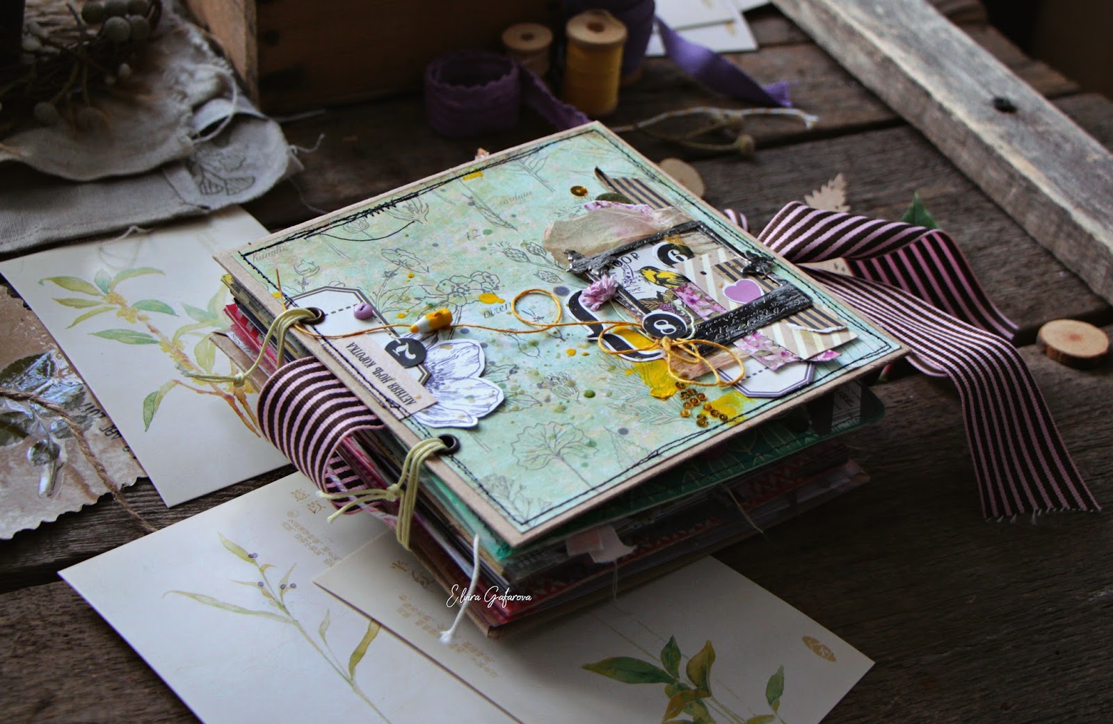 7 вдохновений. художник рисует. ) цв. фиолетовый сиреневый вдохновение. открытка скетч лучшее впереди.