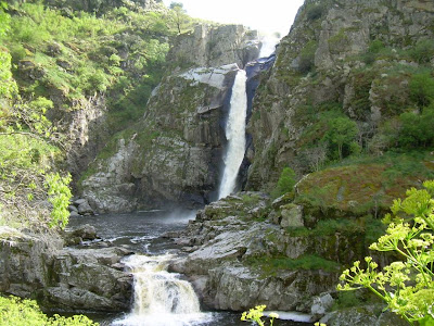 Tierras de Castilla y León: El Pozo de los Humos