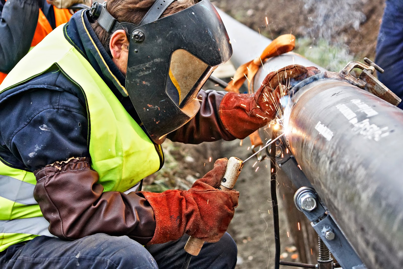 Continental Industries 5 Useful Tips to Prevent Eye Injuries While Welding
