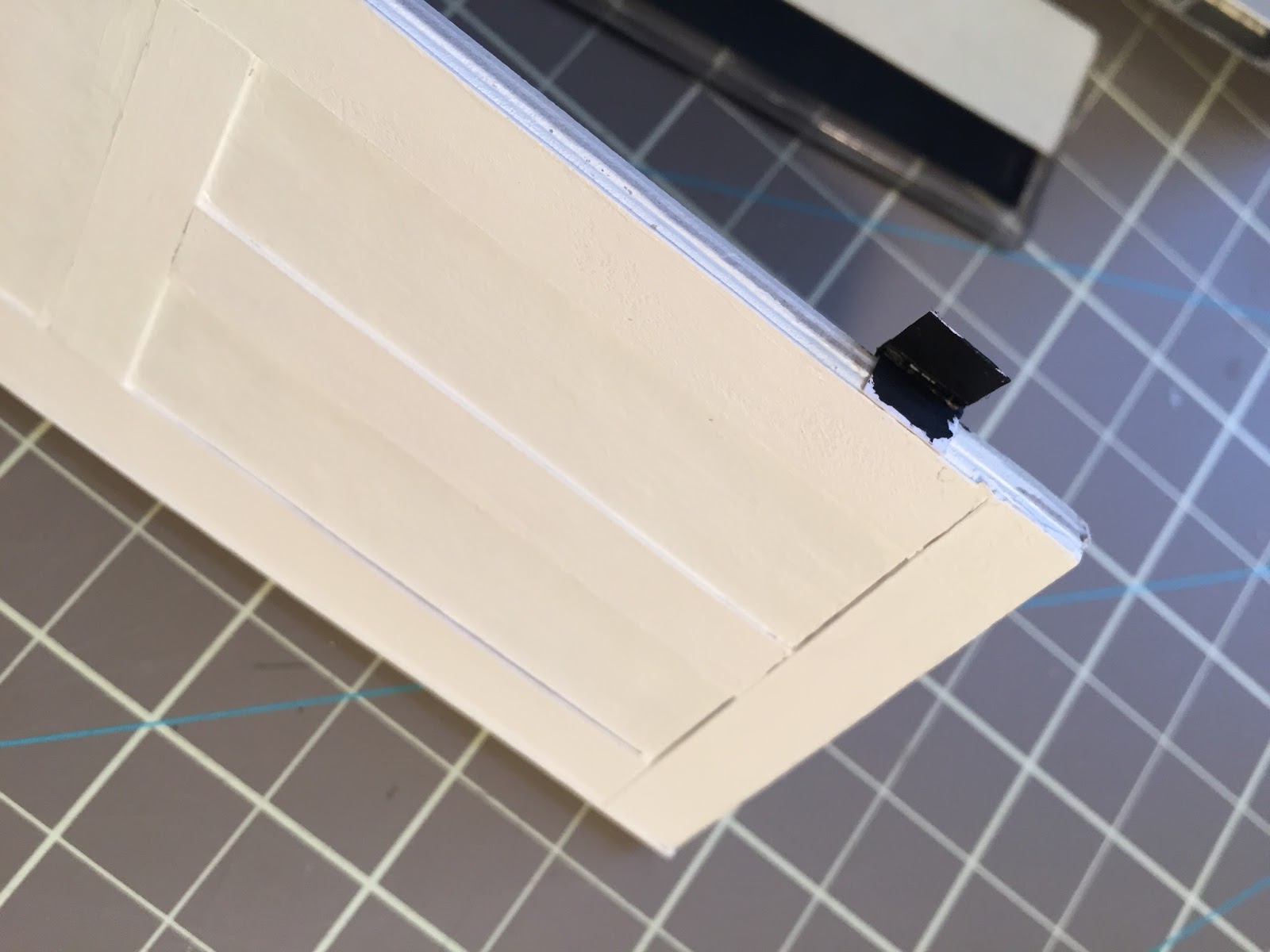 Dollhouse door hinge tutorial The Kinfeld