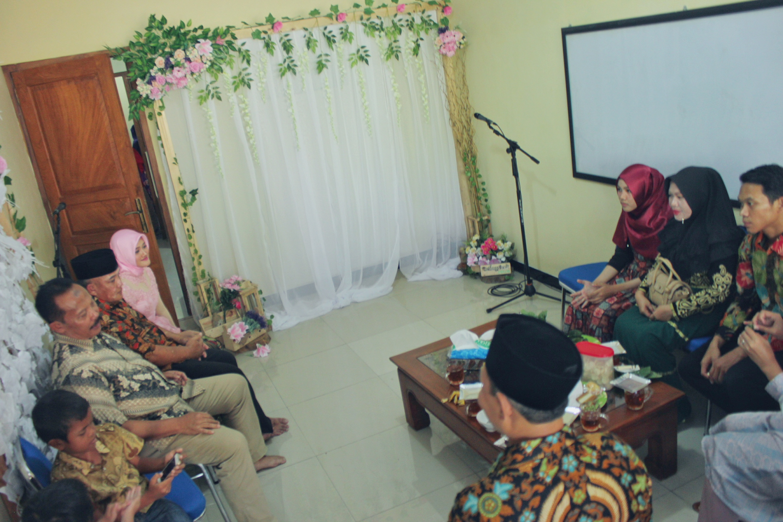 Decor Engagement Di Rumah Sederhana Interior Rumah
