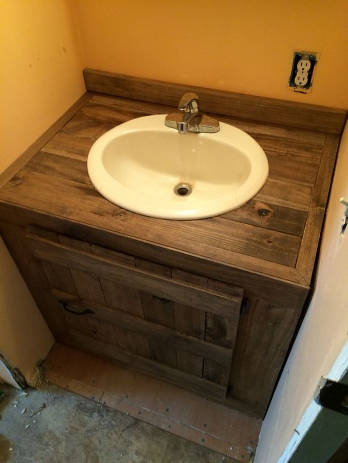 What A Great Ideas! 60+ Bathroom Pallet Projects On a Budget Pallets