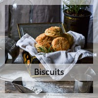 http://christinamachtwas.blogspot.de/2018/02/einfache-biscuits-mit-backpulver.html