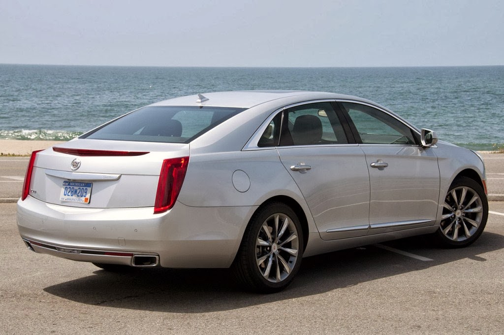2014 Cadillac XTS Photos - PricesPlus