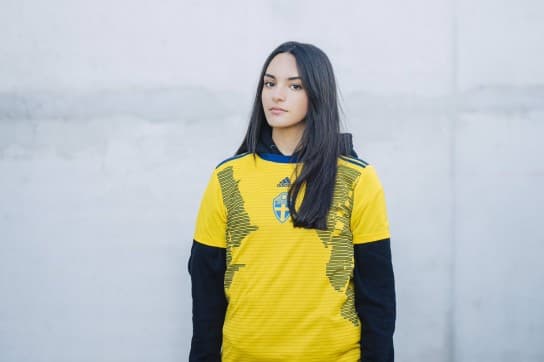 スウェーデン女子代表 2019 ユニフォーム-ホーム