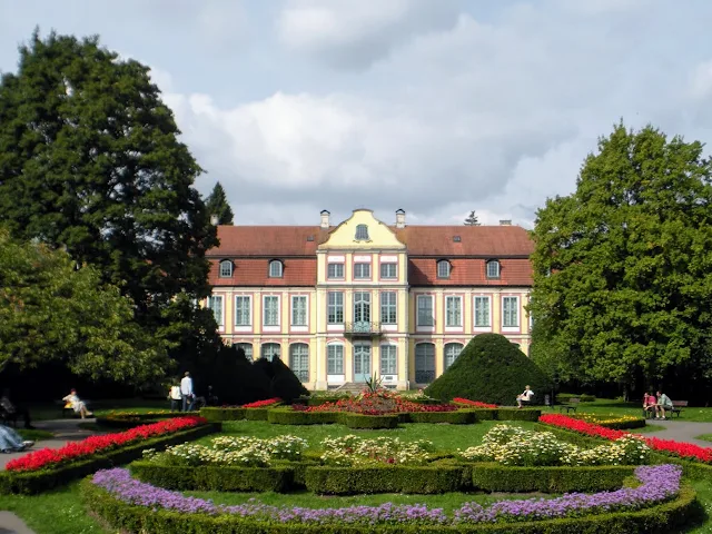 Things to do in Tricity Poland: Visit Abbot's Palace in Oliwa