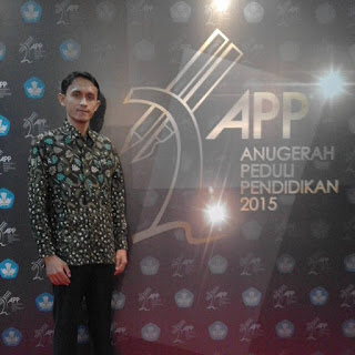 Agus Dwianto-Teacher, Blogger, Trainer, Penerima Anugerah Peduli Pendidikan Tahun 2015 Agus Dwianto-Teacher, Blogger, Trainer, Penerima Anugerah Peduli Pendidikan Tahun 2015
