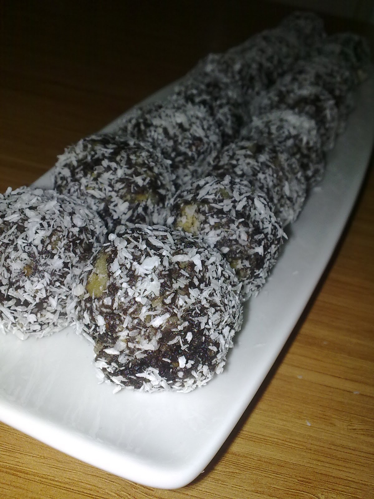 MUTFAĞIMDA NELER OLUYOR OĞLUMLA EVDE TRUFF ( petibörlü çikolata topları)