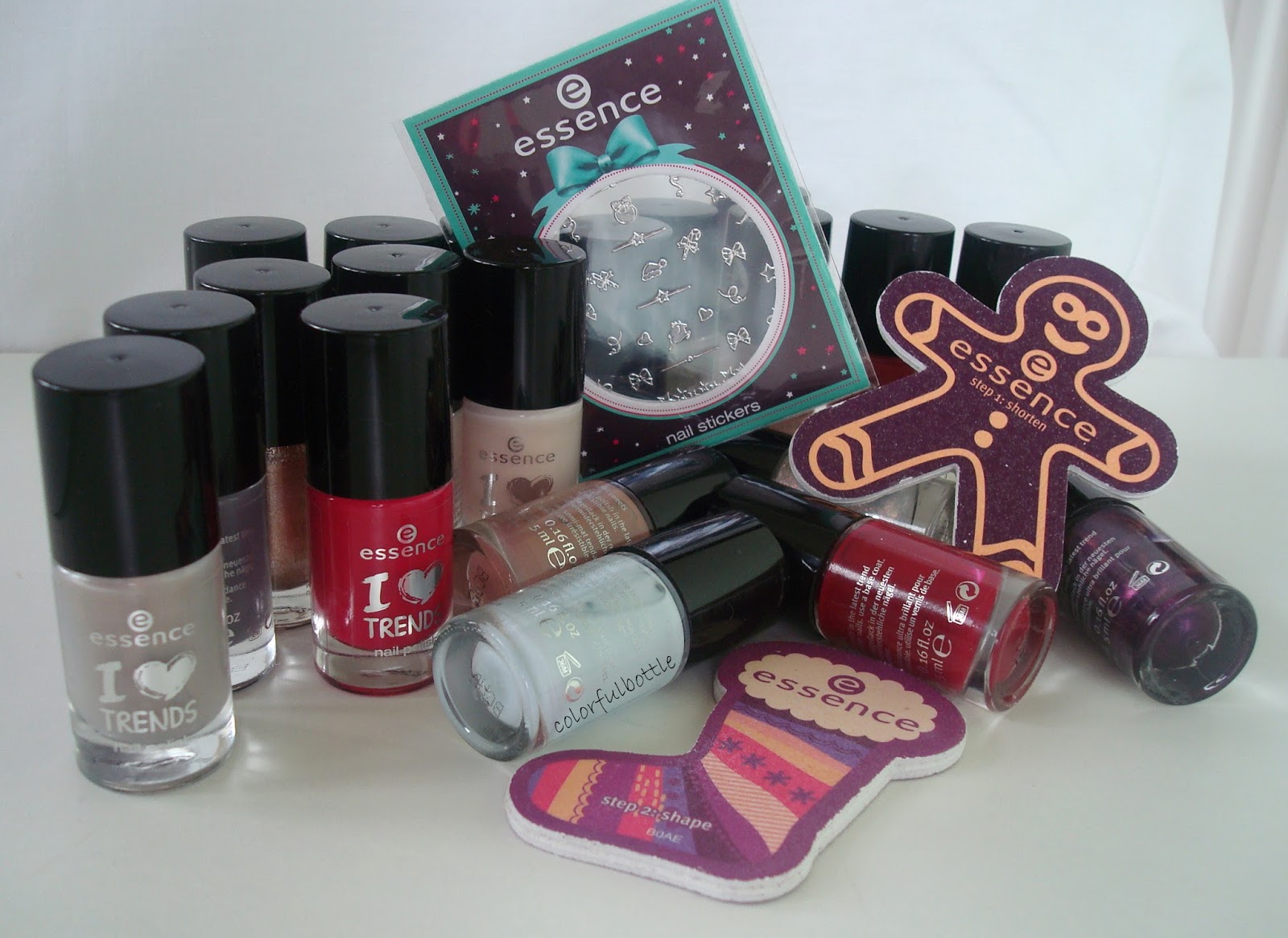 Essence Advent Calendar swatches Colorfulbottle's blog