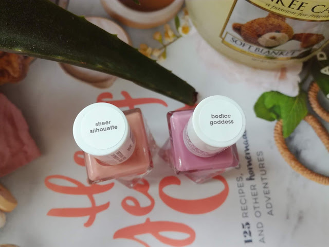 Le vernis nude réinventé par Essie avec la Collection Gel Couture Le vernis nude réinventé par Essie avec la Collection Gel Couture