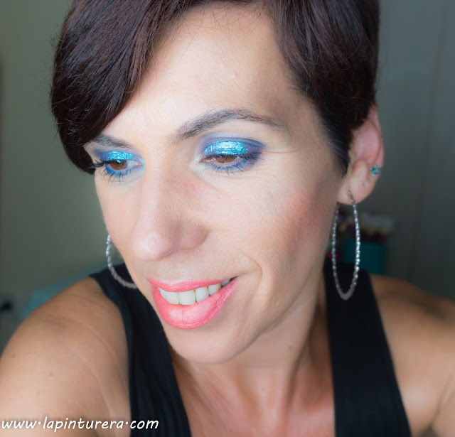 Eye topper de Milani: Cómo se usa, swatches y looks con ellos 09 look prismatic light 05