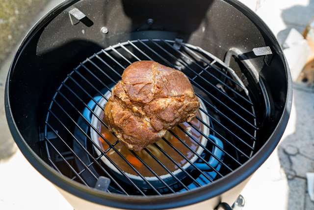 Pulled Pork aus dem Char-Broil Bullet Smoker 15