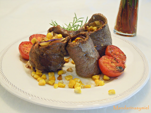 Rollitos De Ternera, Berenjena, Queso Y Maíz
