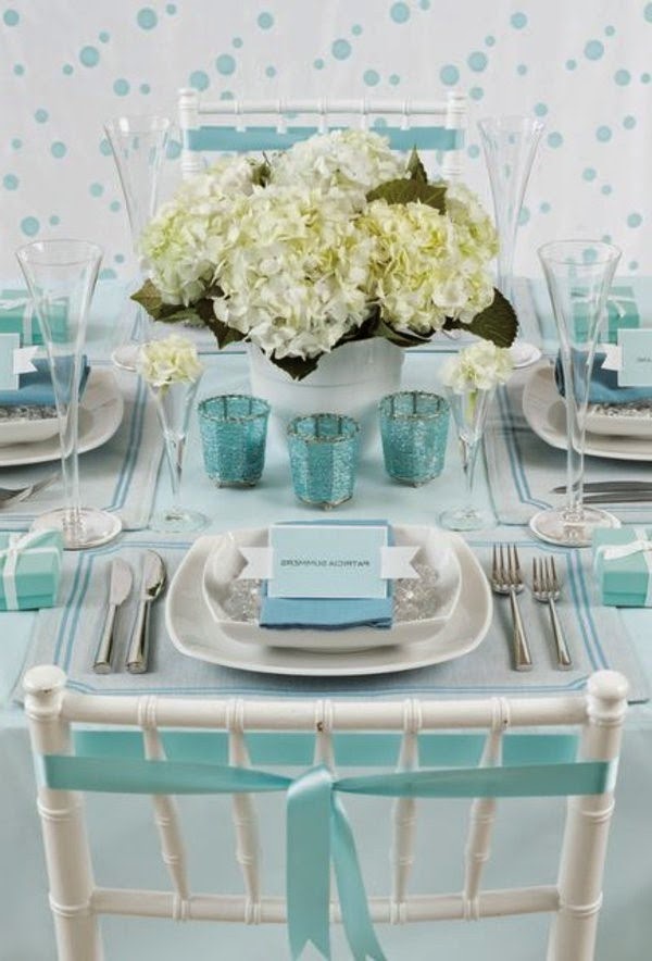 Table decoration in blue &#8211; fascinating ideas!