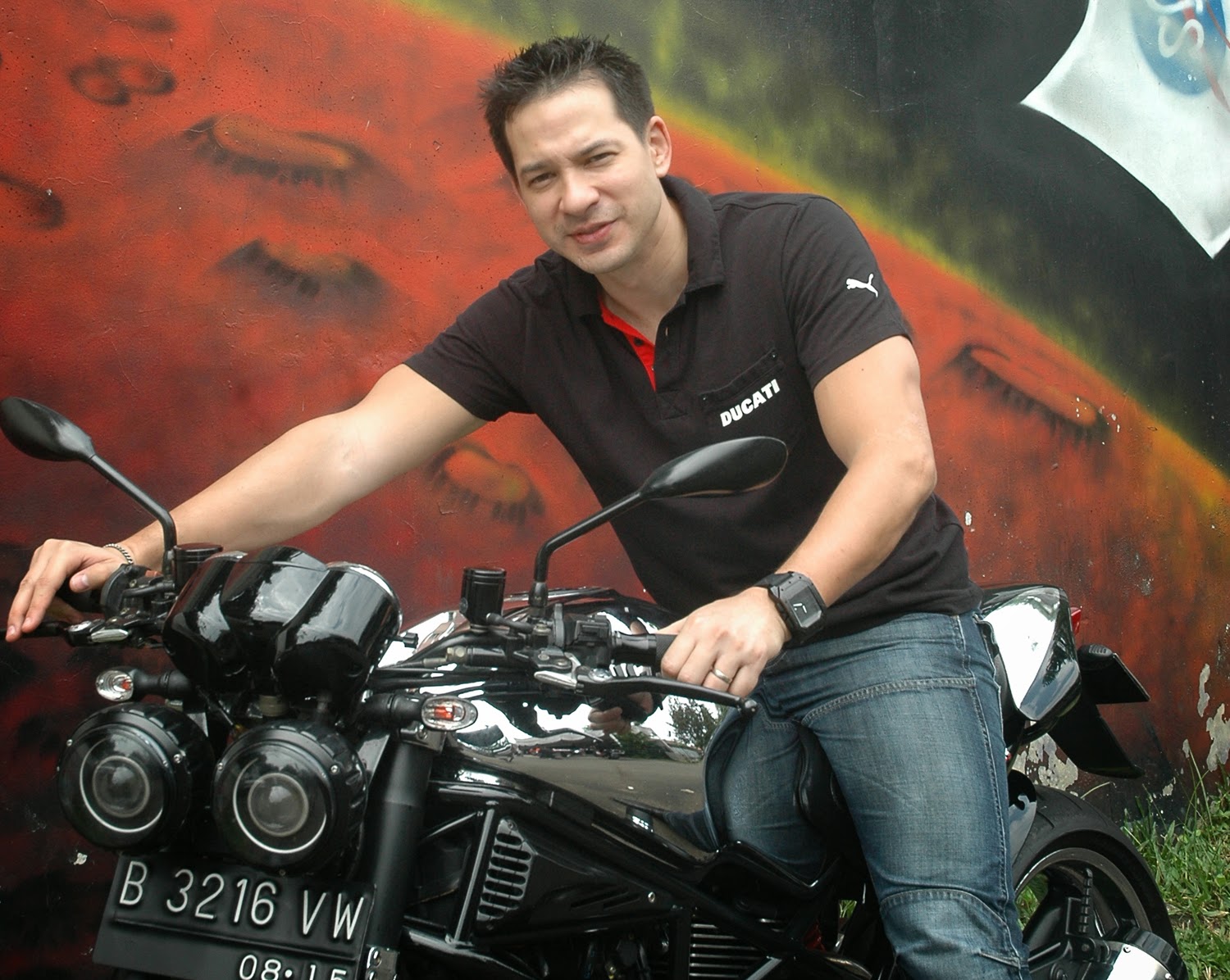 Biodata Ari Wibowo Lengkap Foto - Biodata Artis Lengkap Foto