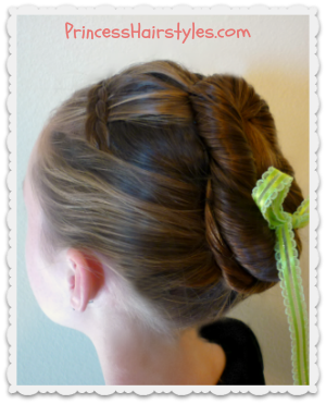 Frozen Hairstyles Anna Coronation Bun Hairstyles For