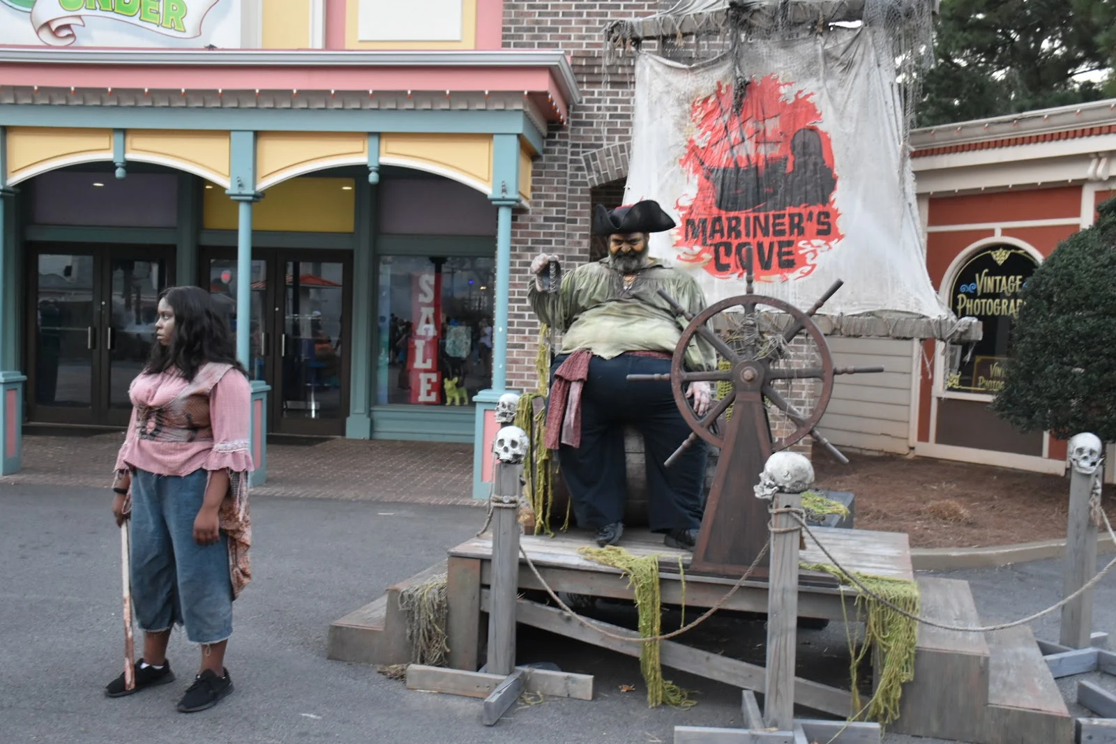 Is Six Flags Fright Fest too Scary for Kids?  A Mom Review