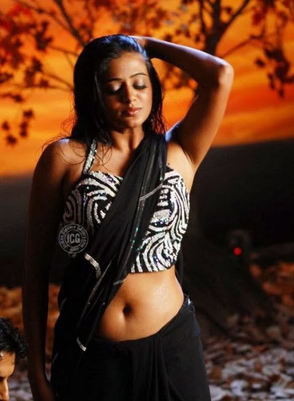 Samaram Sarasam Deep Navel Show