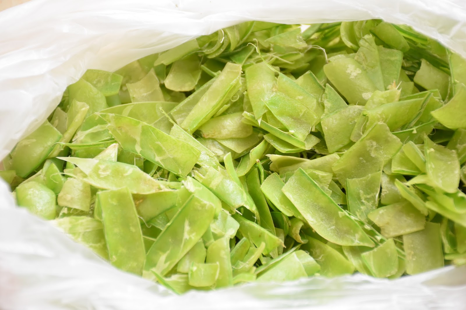 Green Peas Skin Soup creamy soup with no cream in it!