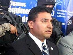 El Procurador de Guanajuato Carlos Zamarripa sufrió un ataque de sicarios en su residencia de un ex