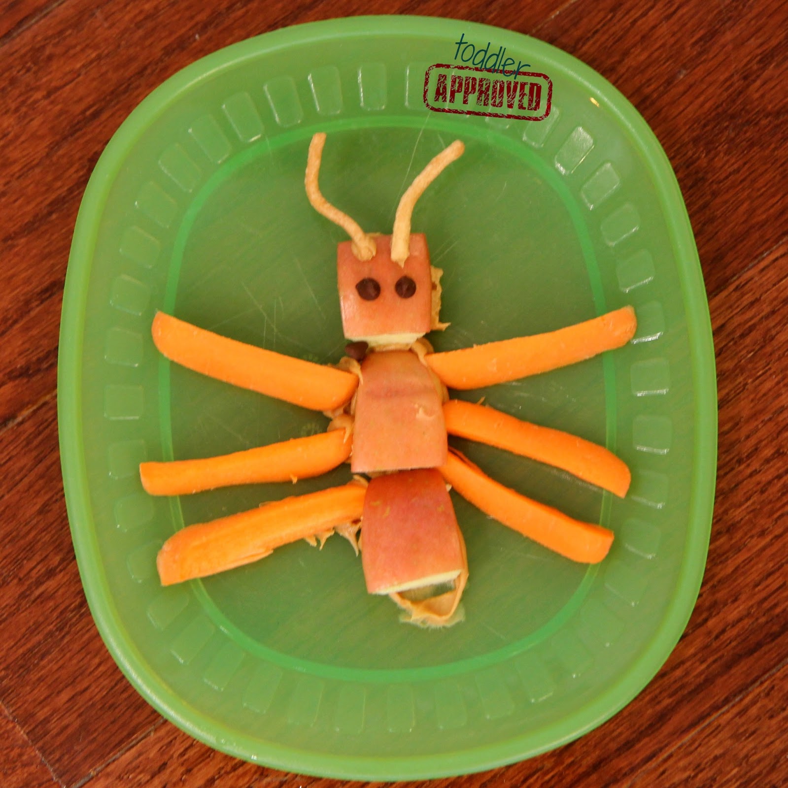 Toddler Approved! Easy Ant Puppet & Snack {Bug Week}